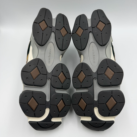 New Balance 9060 'Brown/Black' | US M 8.5 (No Box)