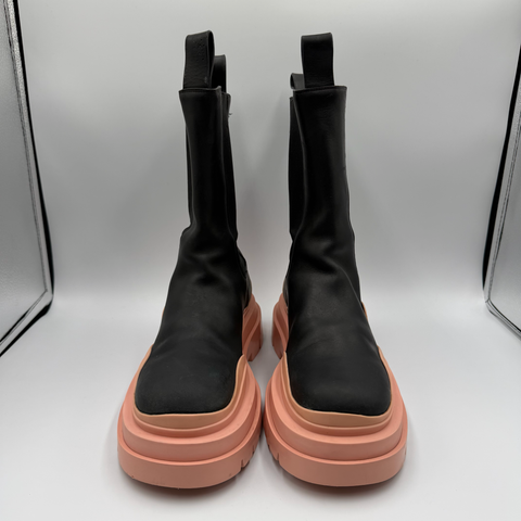 Bottega Venetta Tire Boot 'Black Pink' | EU 37 / W 7