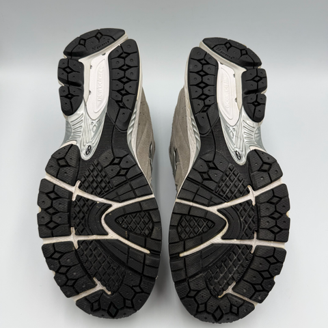 New Balance 2002R 'Grey White (2022)' | US M 8.5 (No Box)
