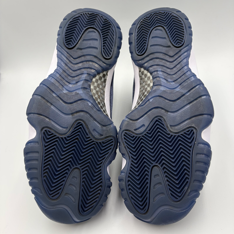 Air Jordan 11 Retro 'Midnight Navy (2022 Women's)' | US W 8.5 / US GS 7Y