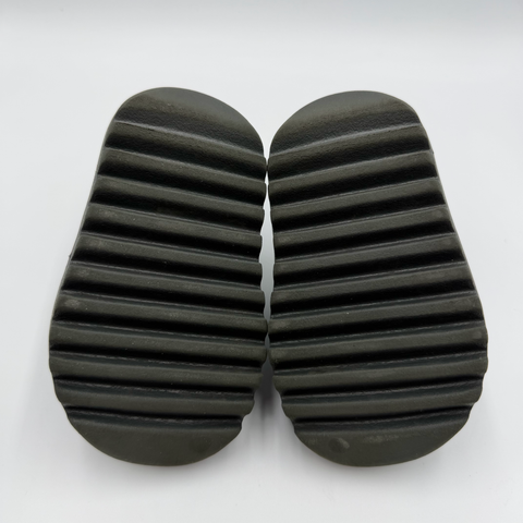 Adidas Yeezy Slide 'Dark Onyx (2024)' | PS 8K