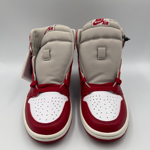Air Jordan 1 Retro Women's 'Varsity Red (2022)' | US W 8 / M 6.5