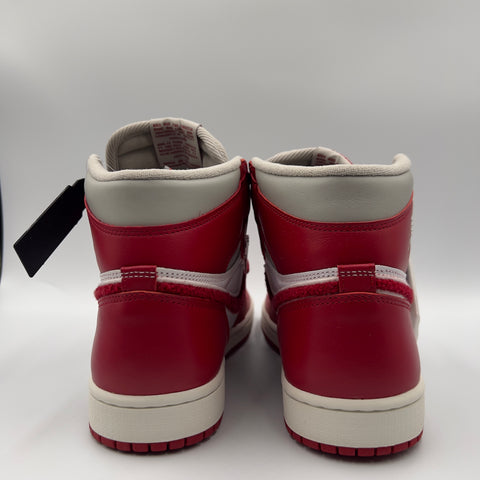 Air Jordan 1 Retro Women's 'Varsity Red (2022)' | US W 8 / M 6.5