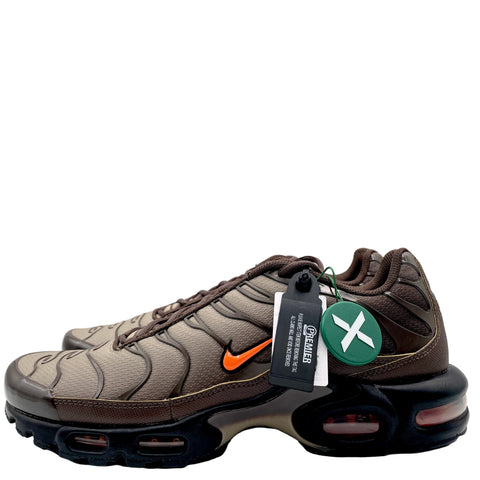 Nike air Max Plus 'Baroque Brown Safety Orange (2025)' | US M 12