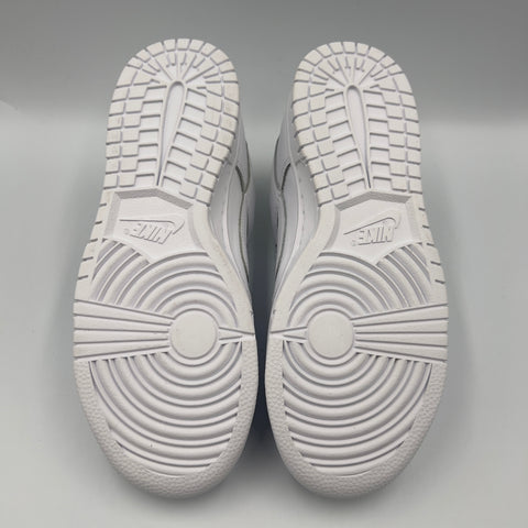 Nike Dunk Low Women's 'Triple White (2021)' | US W 6 / M 4.5