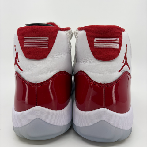 Air Jordan 11 Retro 'Cherry (2022)' | US M 9.5