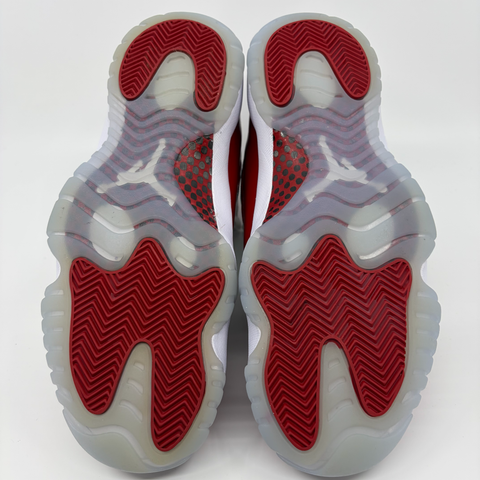 Air Jordan 11 Retro 'Cherry (2022)' | US M 9.5