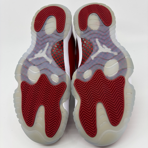 Air Jordan 11 Retro 'Cherry (2022)' | US M 9.5