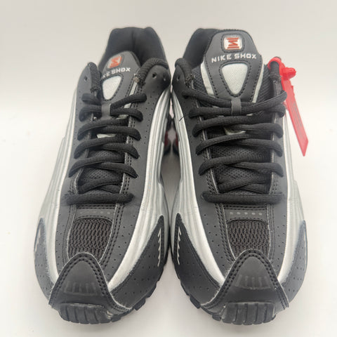 Nike Metallic Silver Picante Red Shox R4 | US GS 6.5Y (No Box)