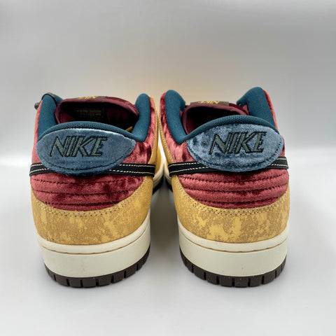 Nike SB Dunk Low 'City Of Cinema (2024)' | US M 13