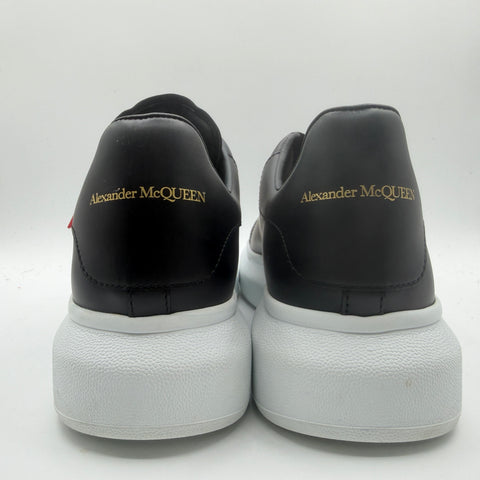 Alexander Mcqueen Oversized Black White | US M 11