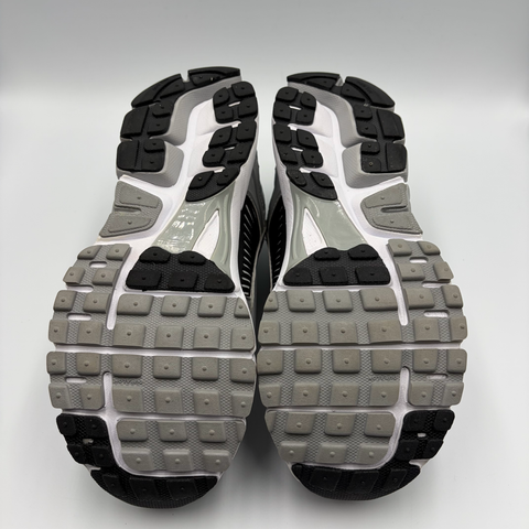 Nike Zoom Vomero 5 'Metallic Silver Black (2024)' | US M 9 (No Box)