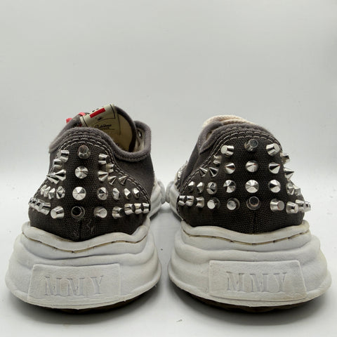 Maison Mahara Yasuhiro Baker Studded Low 'Grey' | EU M 44 / US M 11