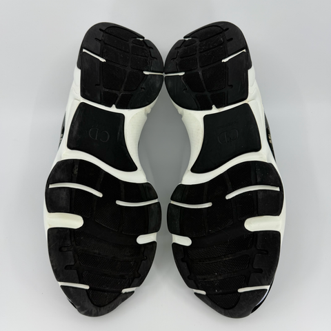 Christian Dior B22 'Black White' | EU M 44 / US M 11