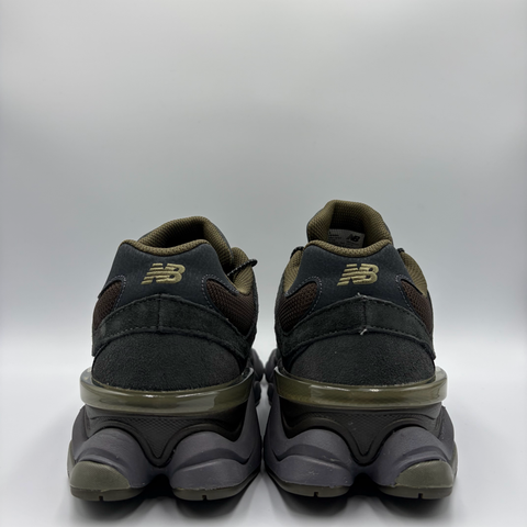 New Balance 9060 `Castlerock (2023)` | US M 9 DS