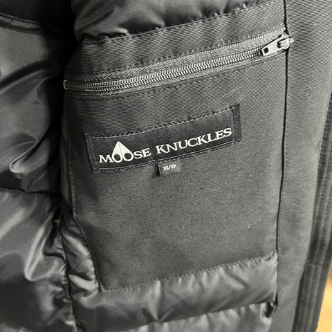 Moose Knuckle Jacket Women`s (Black)` | US W XS