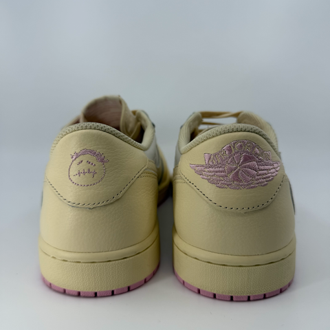 Jordan 1 Retro Low OG SP `Travis Scott Shy Pink (2026)` | US M 11